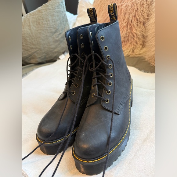 Dr. Martens Black Leather Lace-Up Platform Combat Boots Yellow Stitching - Picture 5 of 6